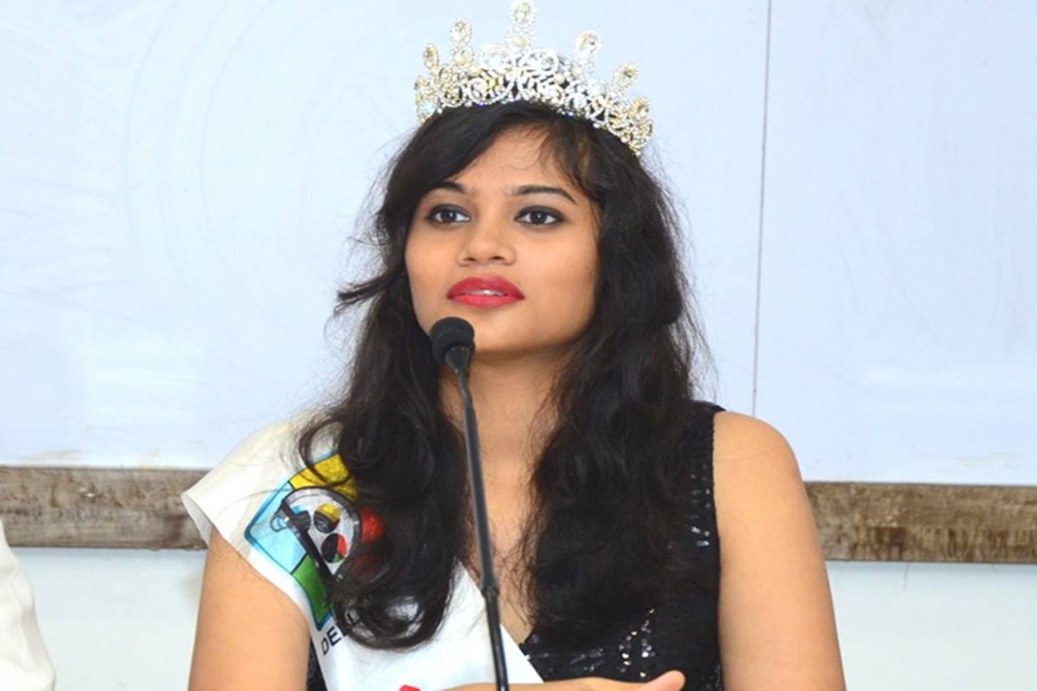 City girl Akshita bagged away the title of the first runner up Dellywood Miss Mr. and Mrs. India 2019