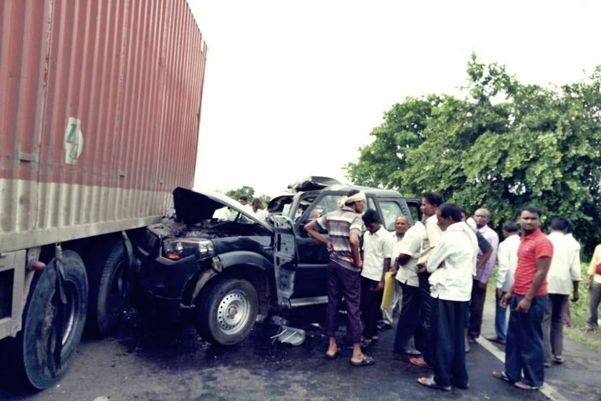 Truck Hits Convoy of Former Union Minister Hansraj Ahir, 2 Killed