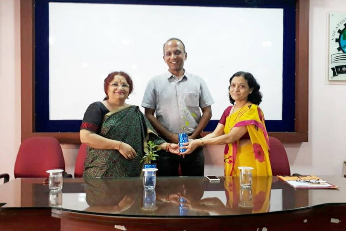 The Entrepreneur development cell organized guest lecture | Nagpur News