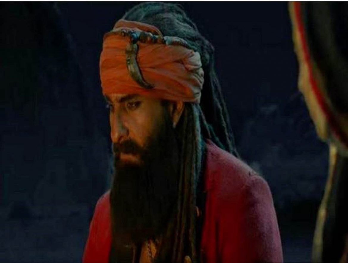 'The Chase' Begins: 'Laal Kaptaan' Second Trailer Is a Thriller Saif Ali Khan