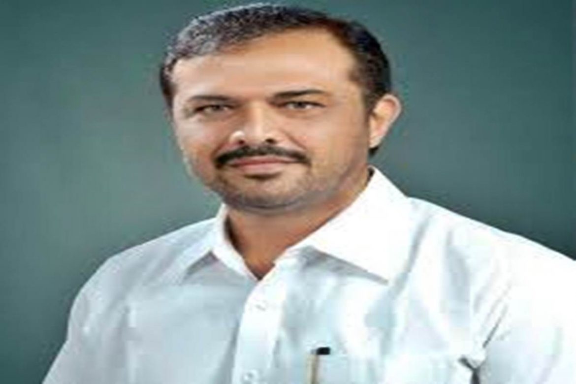 Lone Congress MLA in Nagpur, Sunil Kedar Threatens BJP Workers