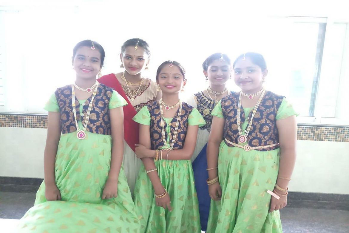 Somalwar High School got 1st Prize In AAROHI JUNIOR "A LA DANSE"