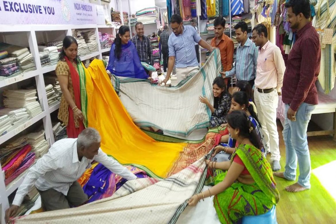 MSHC Exhibition Cum Sale Receives Great Response | Nagpur City News