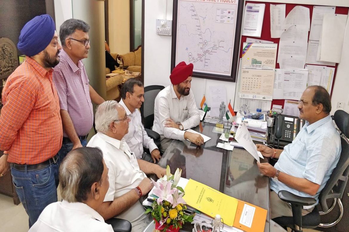 VIA Meet Metro Chief for Road Condition & Parking on Central Avenue