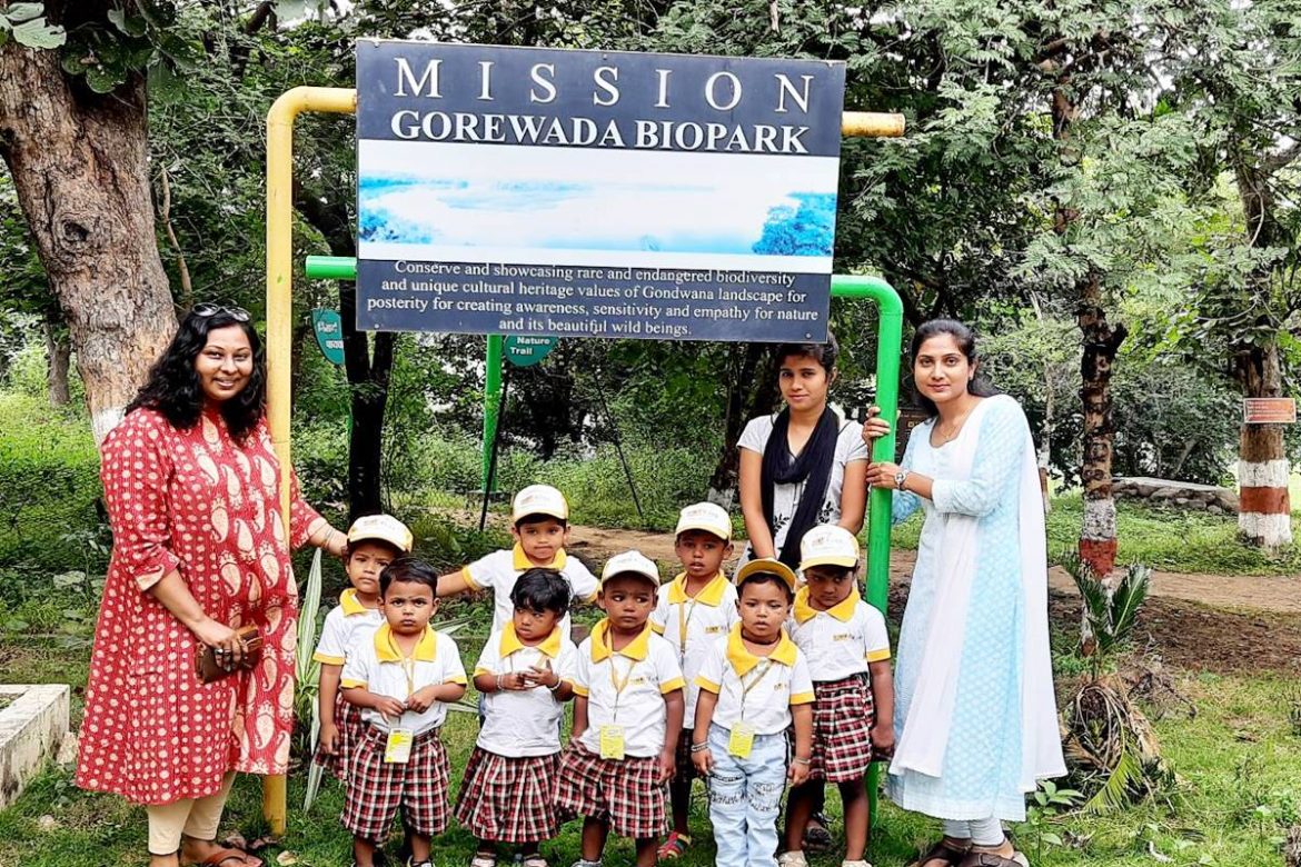 Hug a Tree Day Celebrated by the Kids at Gorewada biodiversity park