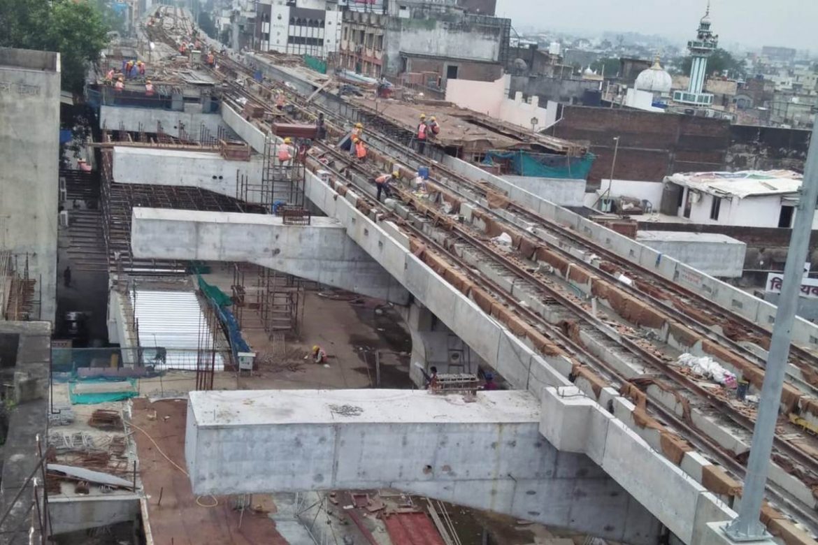 Laying Down of Tracks from Sitabuldi Interchange to Prajapati Nagar