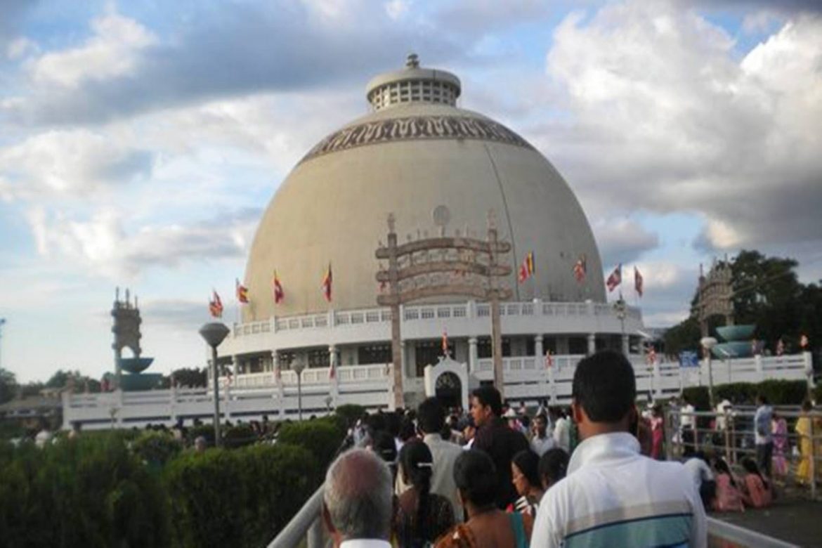 Thousands of People Reach Nagpur to Embrace Buddhism | Nagpur News