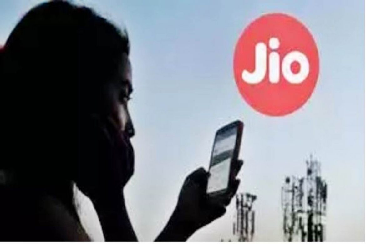 Jio to Charge 6 Paisa for Outgoing Voice Calls to Rival Phone Networks