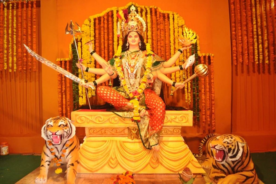 Durga Pandals in City Are Eclectic Mix of Cultural Diversity | Nagpur News