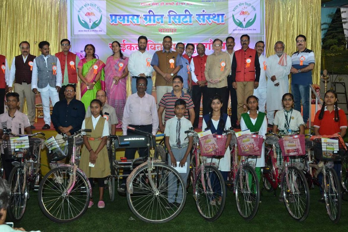 Social Service Is a Difficult and Noble Task: Khopade | Nagpur City News