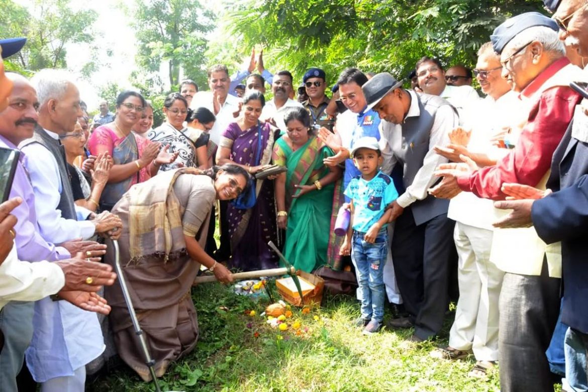 Bhoomi Pujan of 'Amar Jawan Shaheed Memorial' by the Hands of Mayor