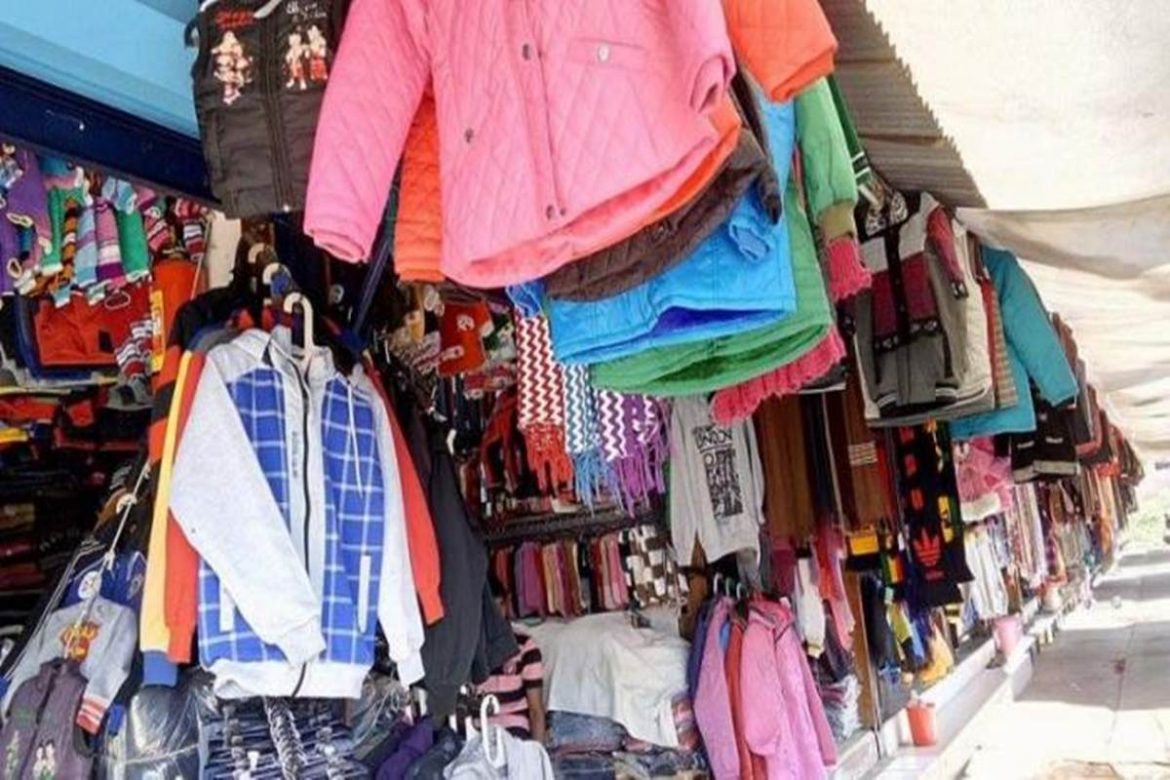 Winter Sets In, City Markets Witness Rush for Buying Woollen Clothes