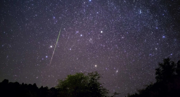 Leonid meteor shower to be visible across india from today - The Live ...